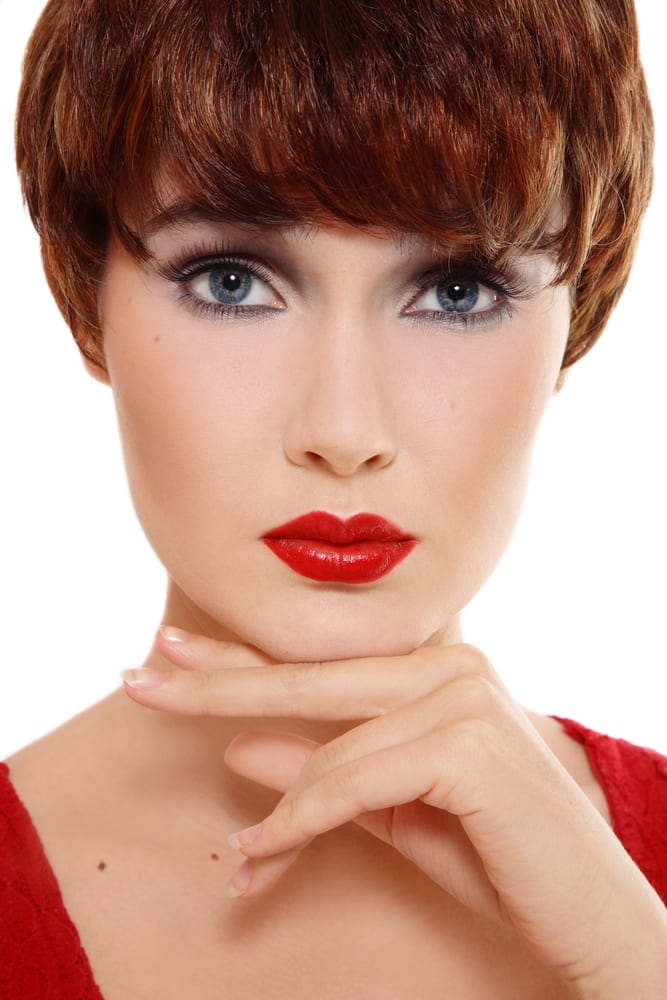 PUT YOUR BEST FACE FORWARD…AVOID THESE WINTER SKIN MISTAKES